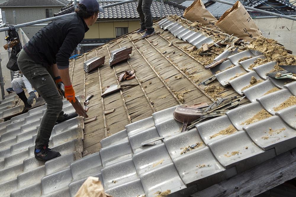 Energy efficient roof replacement in barking